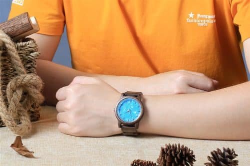 Custom Eco-Friendly Ladies Natural Wood Watch